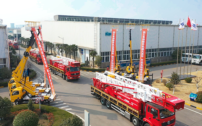 綠色修井效率再刷新，徐工電動(dòng)修井機(jī)批量發(fā)車