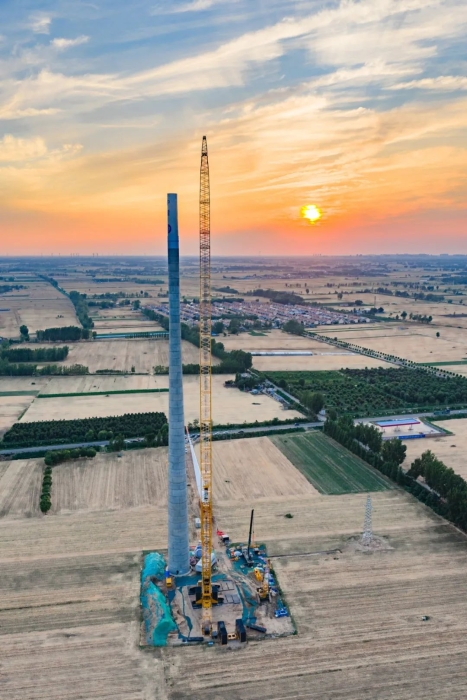 170米“一鍵”搞定？徐工XLC18000M已開(kāi)啟省心模式！