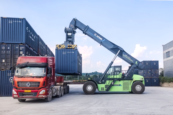 綠色賦能！大宗物資轉(zhuǎn)運的“效能標桿”