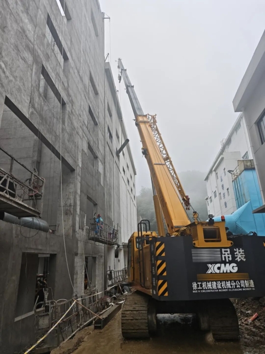 5米窄縫顯神威！請(qǐng)看XGTC30L5助力破解“灰塵圍城”！