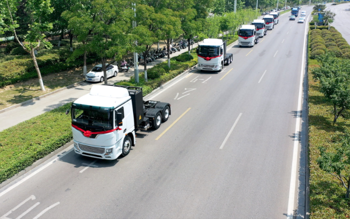 綠潮涌動(dòng)、“碳”索未來！徐工新能源牽引車助力河南！