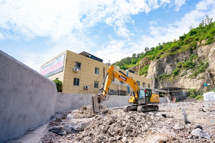 從修理工轉(zhuǎn)型當(dāng)老板，徐工XE200GA“閉眼入”！