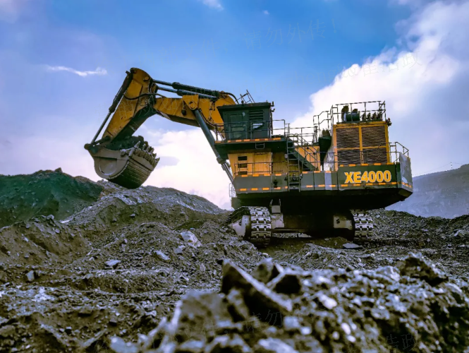 連續(xù)5萬小時出勤！徐工XE4000液壓鏟受礦區(qū)高度贊揚！
