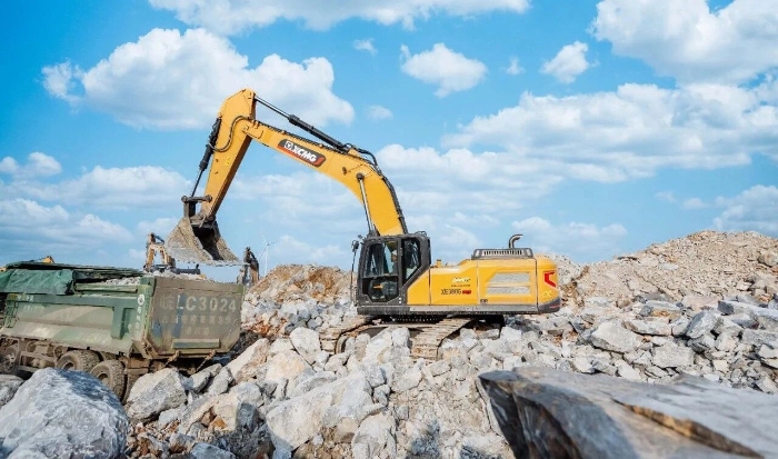 徐工XE380G PRO：掘金王者，超能裝！