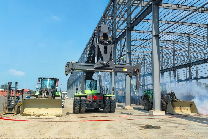 協(xié)同致勝，徐工“綠色艦隊”開啟多元物流新篇章