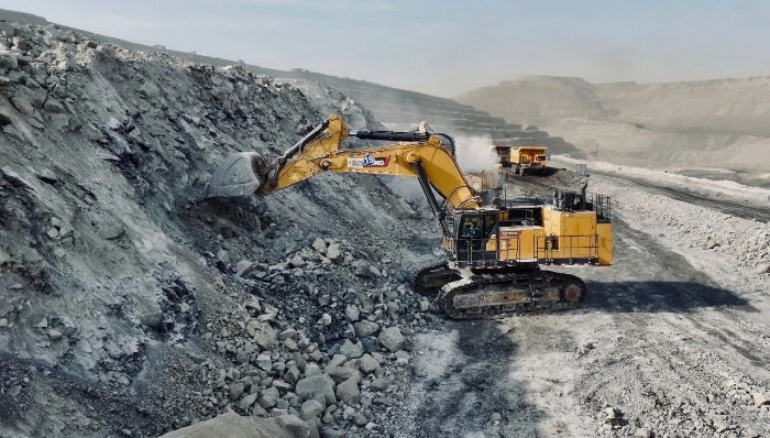 礦區(qū)得力干將：徐工XE1350G Pro，高效可靠，不負(fù)重托